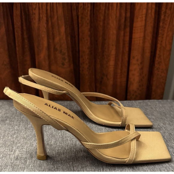 Alias Mae Fleur Sandals Heels Natural Sling back Square Toe Eu 35 Us 4 - Picture 2 of 7